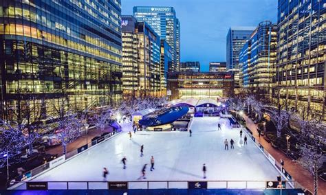 Deal Of The Day: Half-Price Ice Skating At Canary Wharf | Londonist