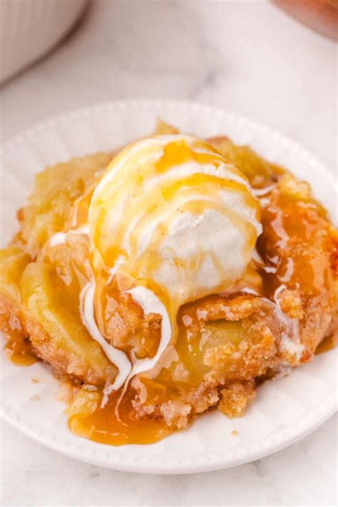 Easy Apple Crisp (No Oats) - Whole Lotta Yum - Whole Lotta Yum