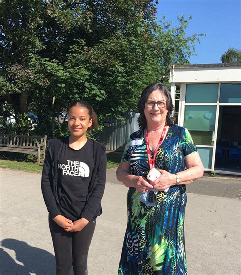 Pauline Latham OBE MP visits Lawn Primary School in Allestree. | Pauline Latham OBE