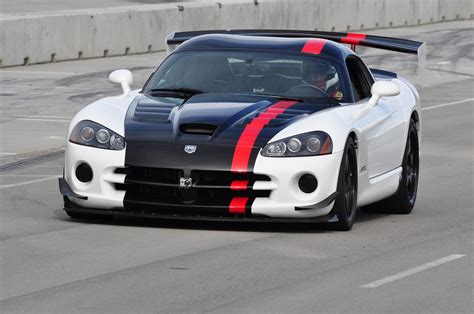 Viper SRT10 ACR Sets Miller Motorsports Park Production Car Lap Record