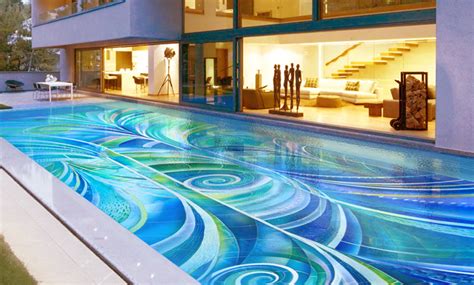 Make a 3D flooring for your swimming pool with epoxy paint