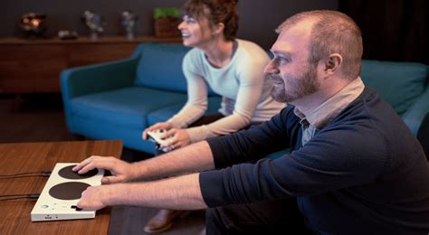 Xbox Adaptive Controller lends a helping hand for gamers with disabilities