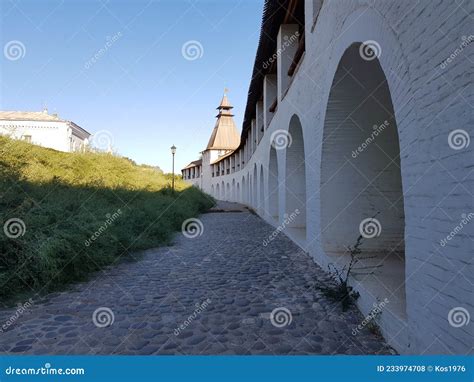 White Walls and Towers of the Astrakhan Kremlin Stock Photo - Image of ...