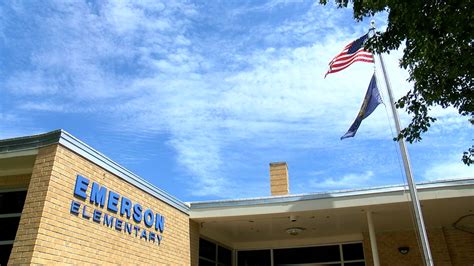 Emerson Elementary welcome students back for first day of school