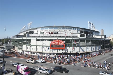 Wrigley Field | Chicago, IL | Sports and fitness in Wrigleyville, Chicago