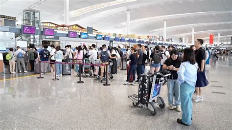 Visa-free policies contribute to surge in foreign arrivals at Nanjing ...