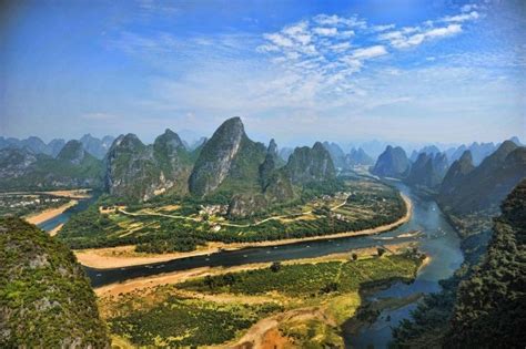 Lijiang river in China | Guilin, Beautiful places on earth, Yangshuo