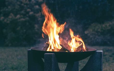 9 DIY Gas Fire Pit Projects and Ideas for Outdoors | SawsHub