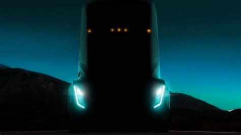 Sorpresa: Tesla produrrà anche un camion elettrico, Semi-Truck - Wired