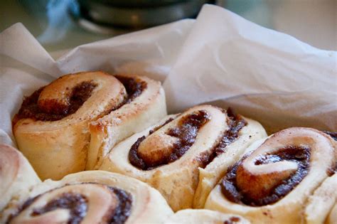 Overnight Cinnamon Buns - mallorie cooper