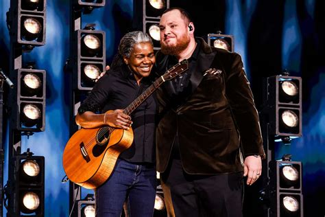 How Tracy Chapman and Luke Combs' Grammys duet of 'Fast Car' happened