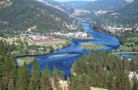 River Valley Landscape in Orofino, Idaho image - Free stock photo - Public Domain photo - CC0 Images