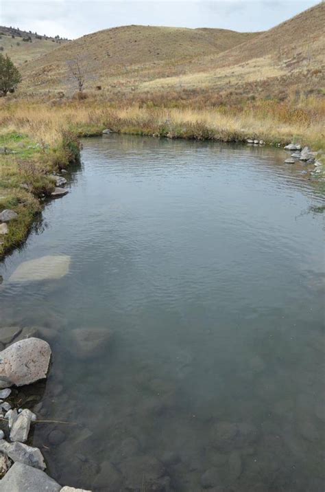 Juntura Hot Springs - Primitive Riverside Bathing in Eastern Oregon ...