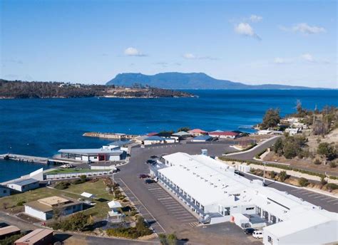 Resorts in Tasmania