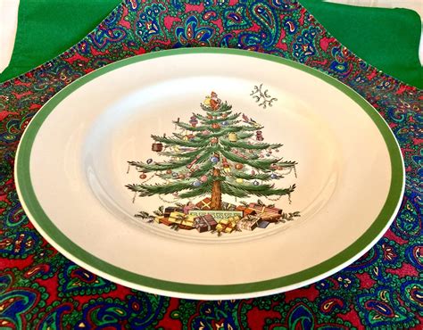 Spode Christmas Tree Pattern Large 10 3/4 Dinner Plates Made in England - Etsy