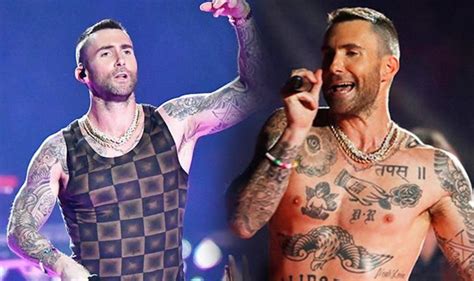 Maroon 5 singer SLAMMED for stripping off during Super Bowl 2019 ...