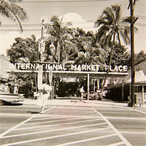 Waikiki’s International Market Place 1958 | Hawaii pictures, Honolulu hawaii, Hawaii island