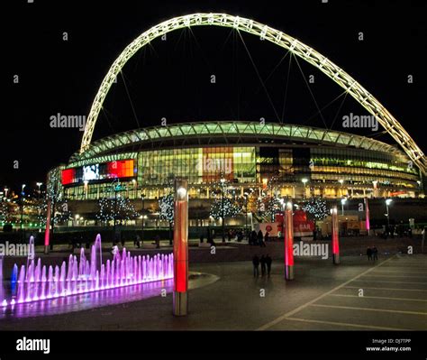 Wembley Stadium Night High Resolution Stock Photography and Images - Alamy