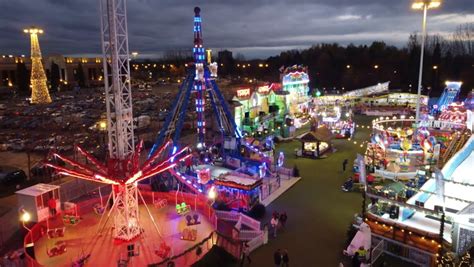 Drone footage shows incredible Tinsel Town taking over The Trafford ...