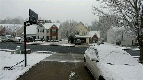 Some snow in Lawrenceville, GA. Pretty rare for it to happen here. : r ...