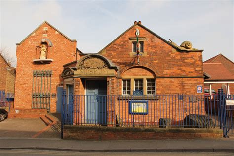 Louth Museum © Richard Croft cc-by-sa/2.0 :: Geograph Britain and Ireland