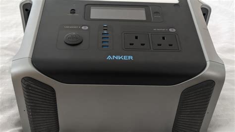 Anker SOLIX F2000 Review: Easily transportable power