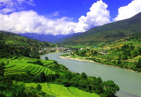 Punakha Valley, Bhutan | Smithsonian Photo Contest | Smithsonian Magazine