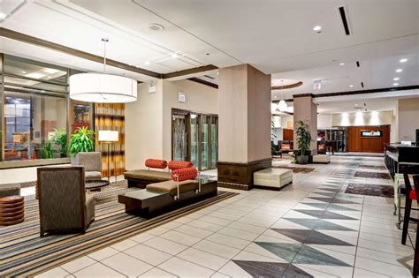 Hilton Garden Inn Chicago Downtown Magnificent Mile Hotel (Chicago (IL)) - Deals, Photos & Reviews