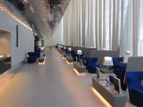 Qatar Airways Business Class Lounge Doha Sleep - BobbyWestervelt