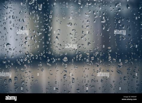 Raindrops Wallpaper