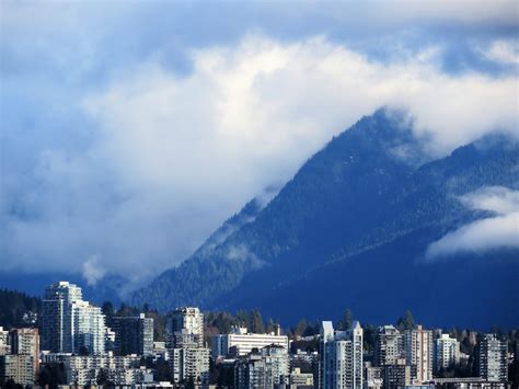 Vancouver Mountains | SkyriseVancouver