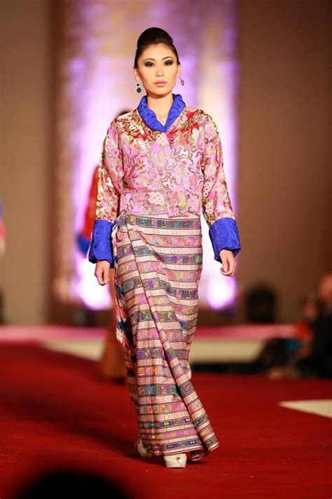 kira Traditional Dress of bhutan | Bhutanese clothing, Traditional ...