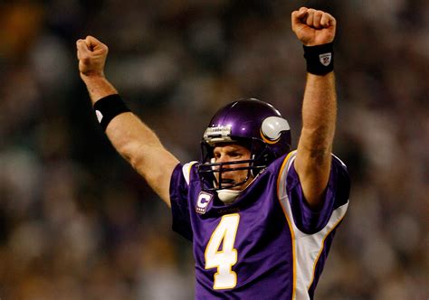 Minnesota Vikings: Brett Favre and 5 Ways to Make the Best of His Situation | News, Scores ...