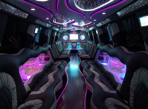 Orlando Limo Rental – Limousine and Party Bus Rentals