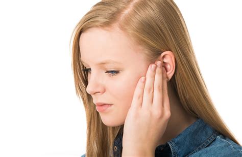 How to Deal with Congested Ear | New Health Advisor