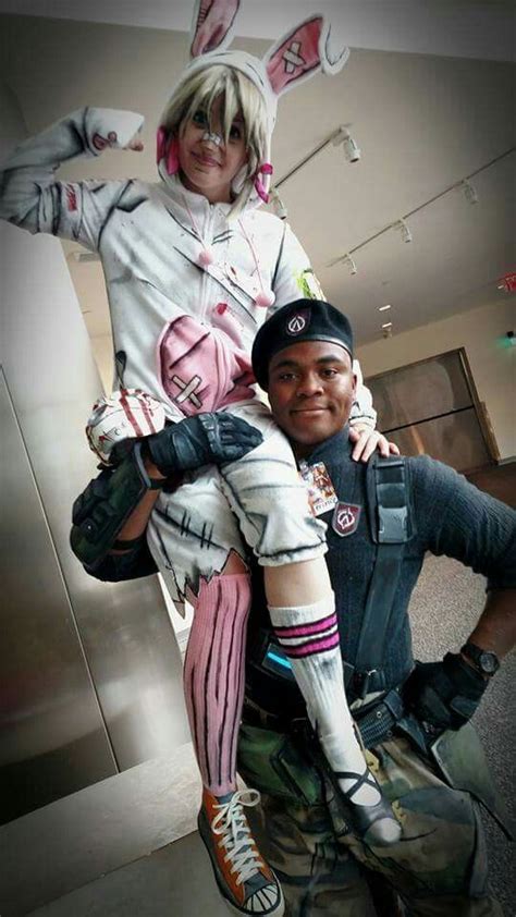 Tiny Tina & Roland … | Borderlands cosplay, Cosplay characters, Tiny tina