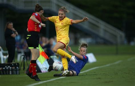 A-League Women: Meet Newcastle Jets defender Hannah Brewer | Newcastle Herald | Newcastle, NSW