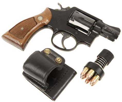 Deactivated Smith & Wesson .38 SPL. Snub Nose Revolver - Modern Deactivated Guns - Deactivated Guns