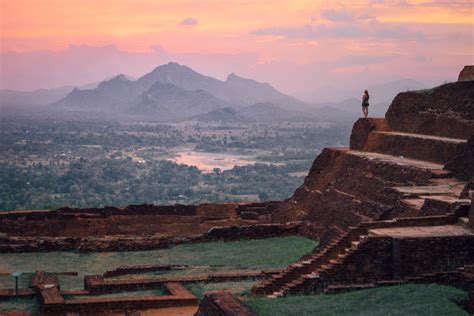 SRI LANKA DAY 2 - PHOTO JOURNAL: SIGIRIYA SUNRISE & SUNSET - Journey Era