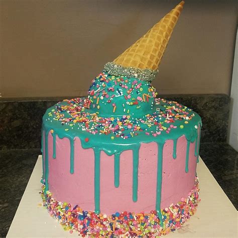 Ice Cream Cone Cake / Ice Cream Cone Cake Tutorial : These ice cream cone cupcakes are so simple ...