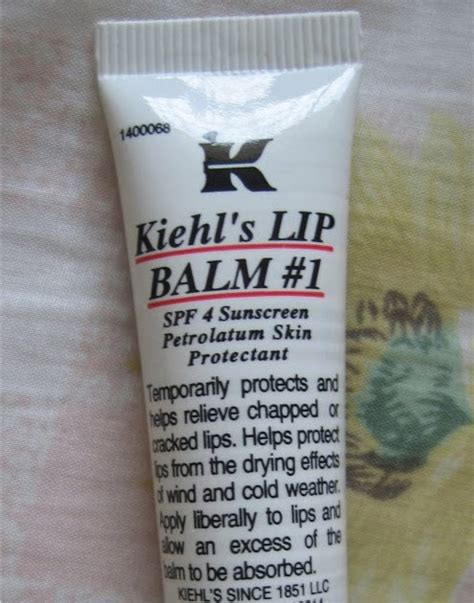 siz world of makeup!: Review: Kiehl's Lip Balm #1