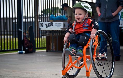 Box Wheelchairs | 自転車, プライド, 笑顔