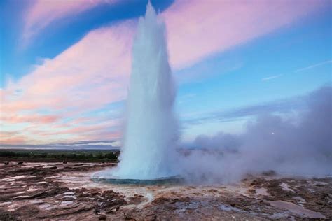 Geysir hot spring area by www.dreamtime.com | GJ Travel