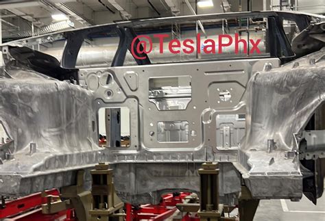 Tesla Cybertruck production line leaks suggest no RHD variant for now