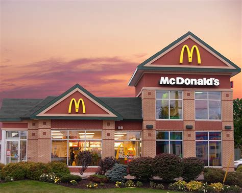 File:McDonalds in Moncton.jpg - Wikimedia Commons