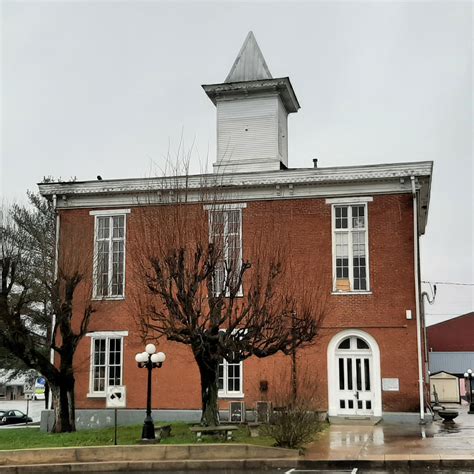 Historic Clay County Courthouse TN | Celina TN