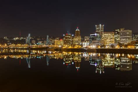 Portland Night Skyline | On Thursday evening the Willamette … | Flickr