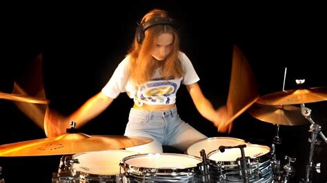 We Are The Champions ; drum cover by Sina Chords - Chordify