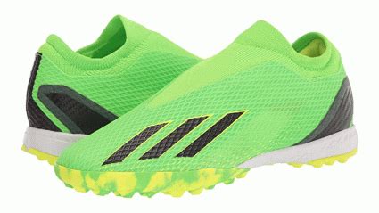 9 Best Turf Soccer Shoes (2023)