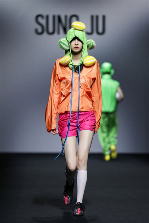 The bolder the better at Seoul Fashion Week 2023 S/S shows